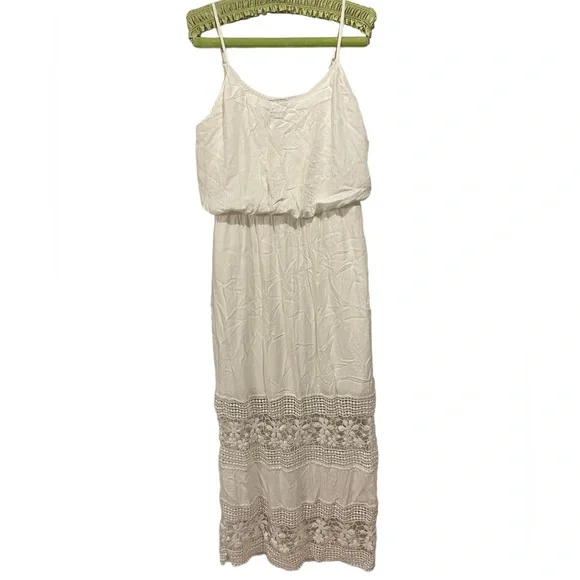 evelyn striped maxi dress Vertical Stripe Maxi Dress- Black & White Large